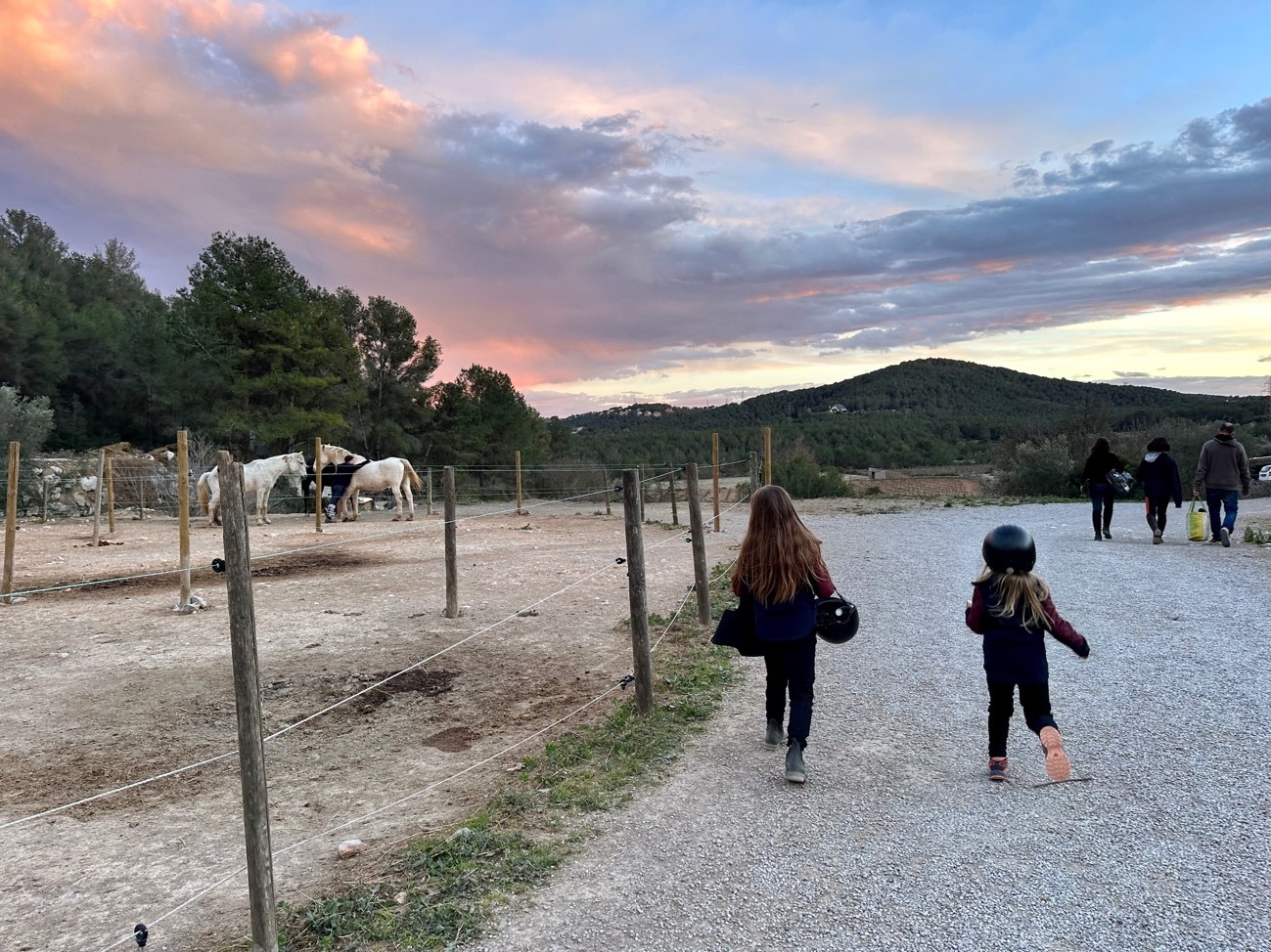 La importancia de jugar al aire libre